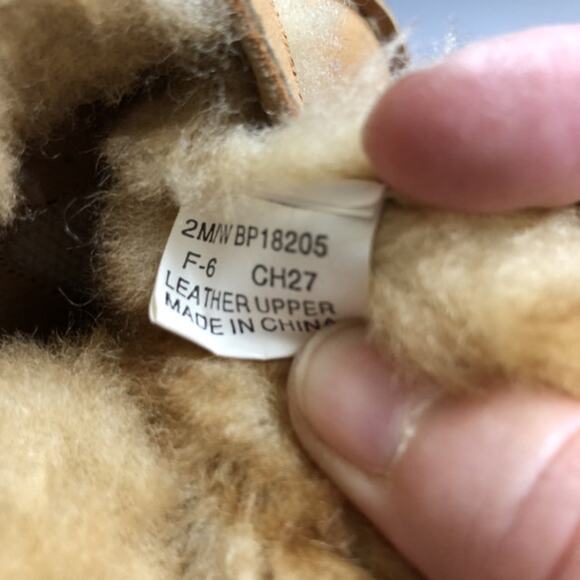 Born Leather Fuzzy Booties Size 2 - Picture 5 of 7